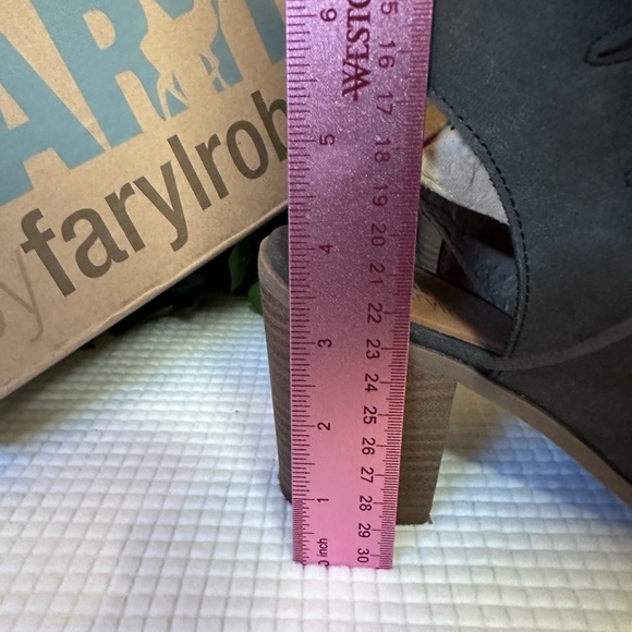 Faryl Laced up Heels with Zipper Size 7.5 Black - Picture 6 of 6